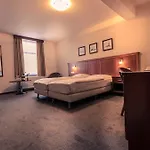 Hotel Restaurant De Roosterhoeve Roosteren