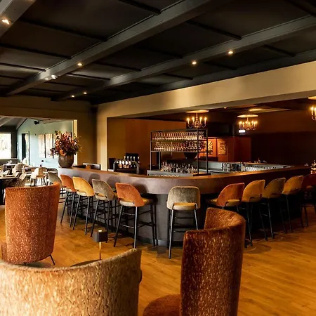 Restaurant De Roosterhoeve Hotell