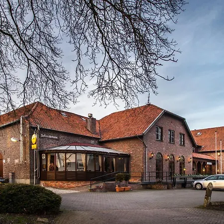 فندق Restaurant De Roosterhoeve 4*