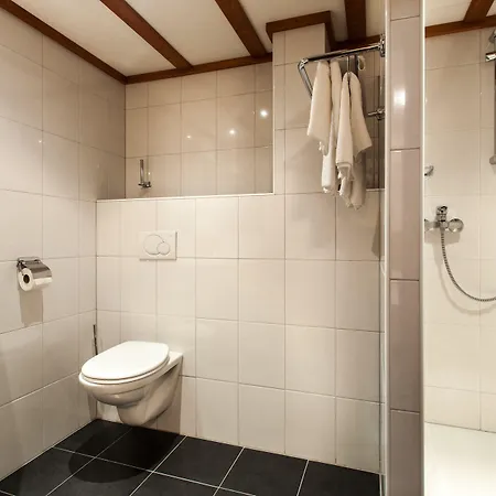 Restaurant De Roosterhoeve 4* Roosteren