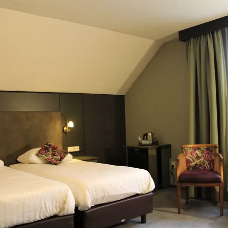Restaurant De Roosterhoeve Hotell