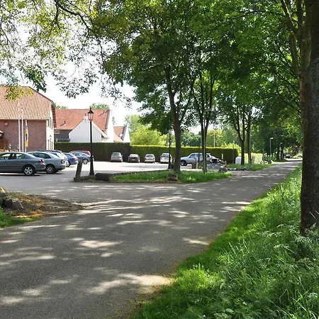 Restaurant De Roosterhoeve Hotell
