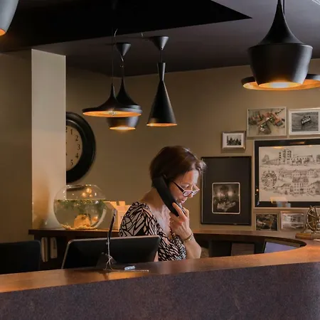 Hotel Restaurant De Roosterhoeve Roosteren