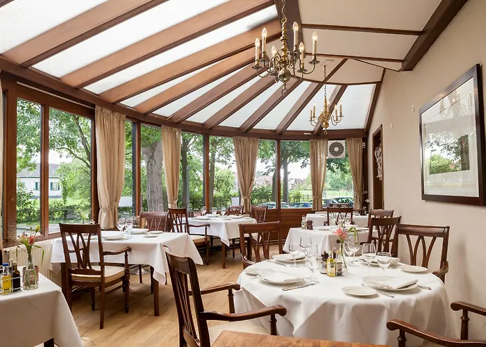 Restaurant De Roosterhoeve 4*