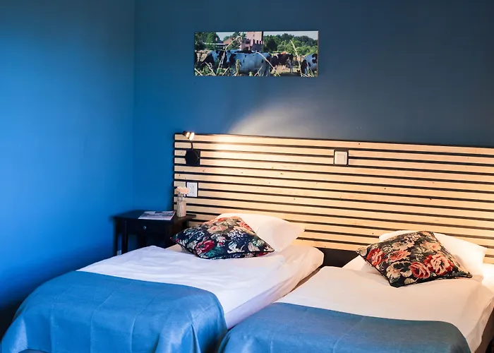 Отель Restaurant De Roosterhoeve 4*