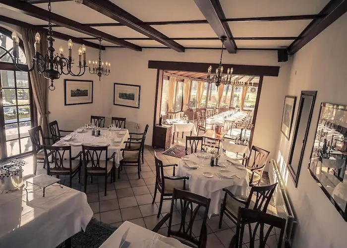 Отель Restaurant De Roosterhoeve