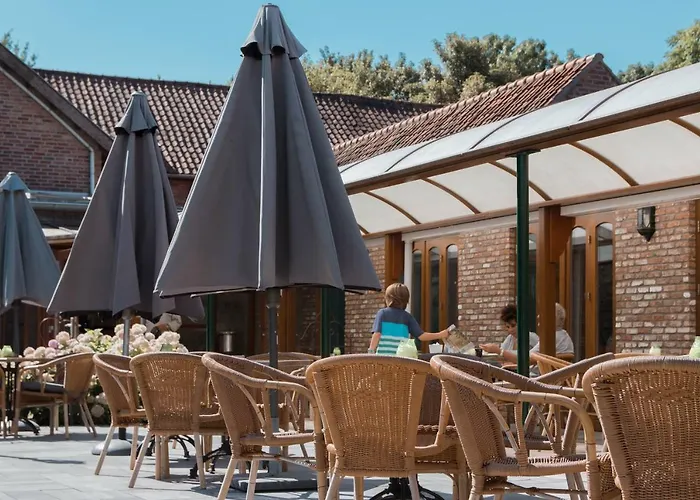 Restaurant De Roosterhoeve Hotel Roosteren