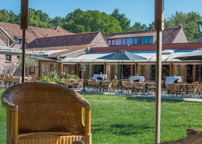 Restaurant De Roosterhoeve Отель Ростерен