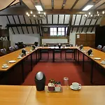 Hotel Restaurant De Roosterhoeve 4*